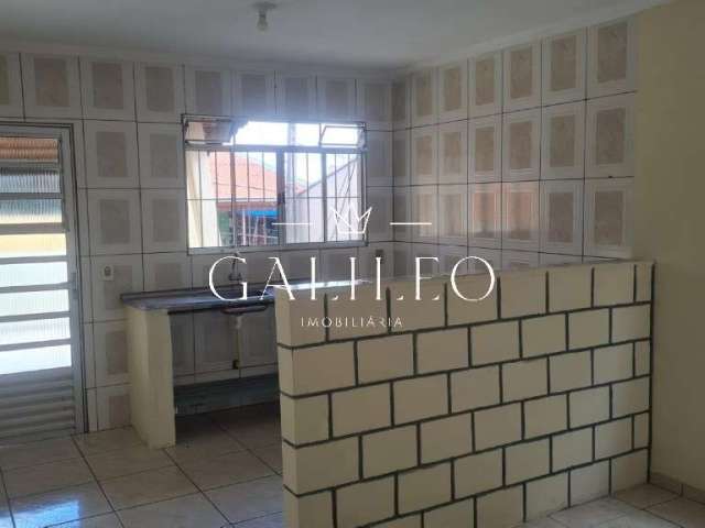 2 Casas independente  à venda em Jundiaí no mesmo terreno. Aceita financiamento. Cada casa tem 2 dormitórios, sala, WC, cozinha, lavanderia e 1 vaga d