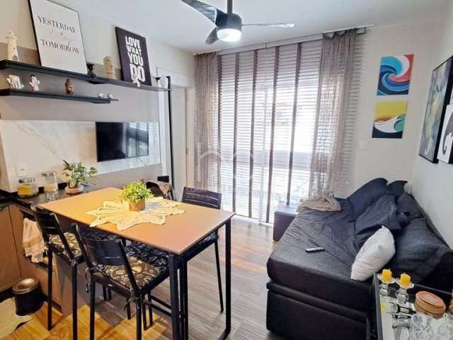 Apartamento à venda Mobiliado à 01 Quadra do Mar com 01 dormitório em Balneário Camboriú SC.