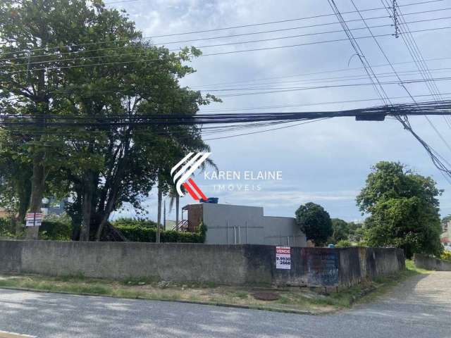 Terreno à venda com 971m²  plano no bairro Capoeiras em Florianópolis/SC.