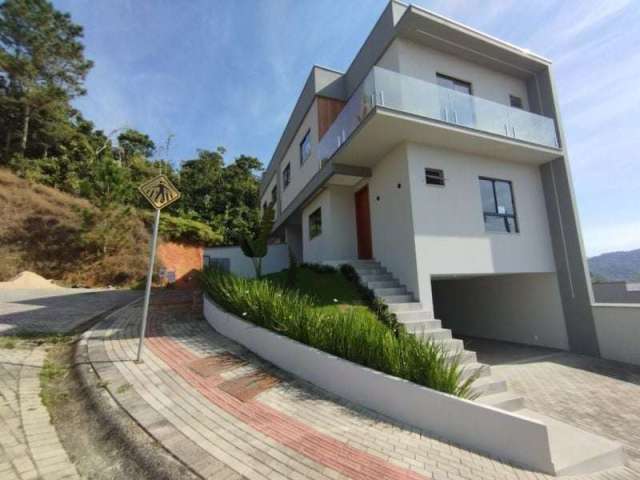 Casa com 3 quartos à venda no Aymoré, Guabiruba , 137 m2 por R$ 599.000