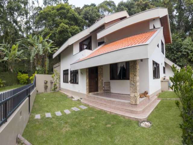 Casa com 3 quartos à venda no Santa Rita, Brusque , 250 m2 por R$ 950.000