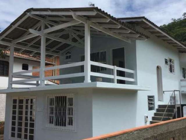 Casa com 7 quartos à venda no São Pedro, Brusque  por R$ 450.000