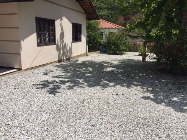 Casa com 3 quartos à venda no Paquetá, Brusque , 120 m2 por R$ 636.000