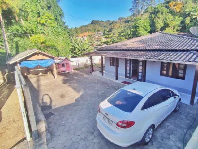 Casa com 4 quartos à venda no Cedrinho, Brusque , 247 m2 por R$ 750.000