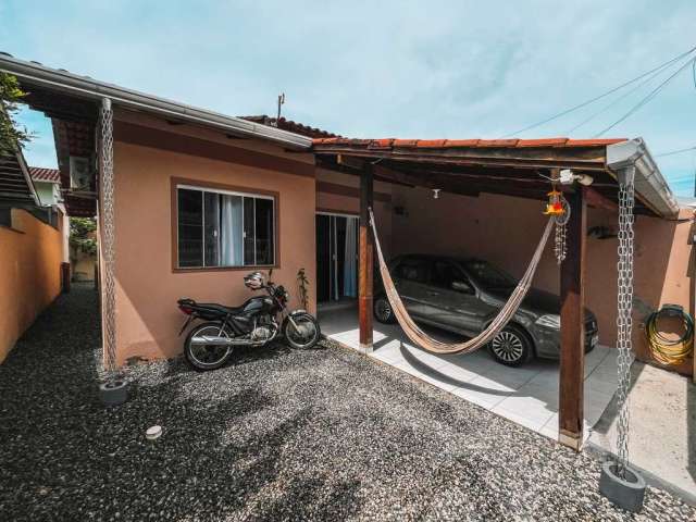 Casa com 2 quartos à venda no Limeira Baixa, Brusque , 73 m2 por R$ 390.000