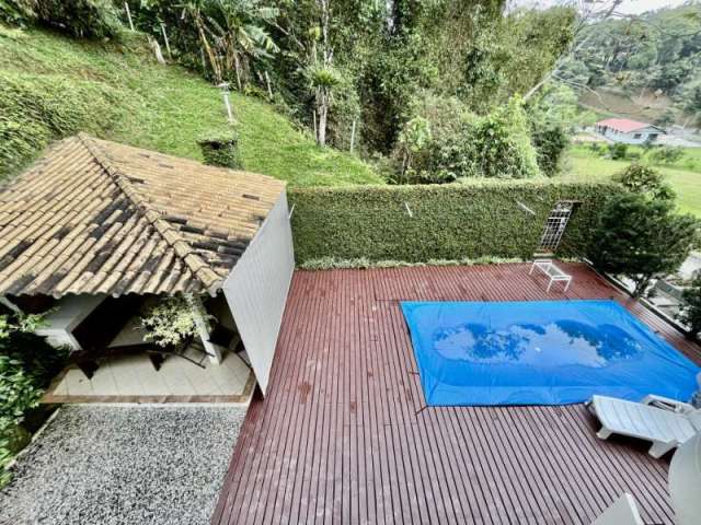 Casa com 3 quartos à venda no São Pedro, Brusque , 209 m2 por R$ 1.350.000