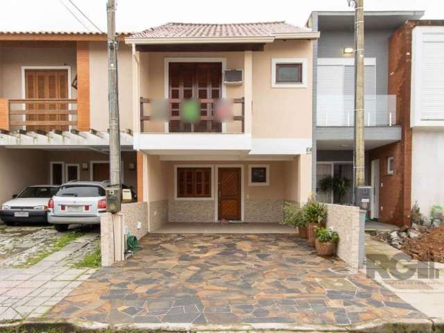 Excelente sobrado semi mobiliado próximo ao Zaffari da Hípica 3 dormitórios sendo um suíte com closet e sacada, living 2 ambientes, lavabo, cozinha com moveis planejados, área de serviço, pátio, garag