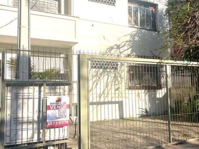 Apartamento à venda em Porto Alegre&lt;BR&gt;&lt;BR&gt;Aproveite essa oportunidade de adquirir um lindo apartamento localizado na Rua Vicente da Fontoura, no bairro Rio Branco em Porto Alegre. Com 95m