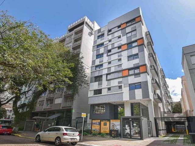 Ótimo apartamento NOVO semi mobiliado no bairro Santana! São 38,11m² distribuídos em living, 1 dormitório, banheiro social, cozinha com churrasqueira e área de serviço integrada. Bem iluminado e venti