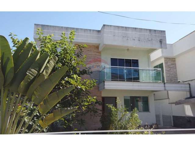 Excelente cada duplex com 4 quartos em condominio fechado