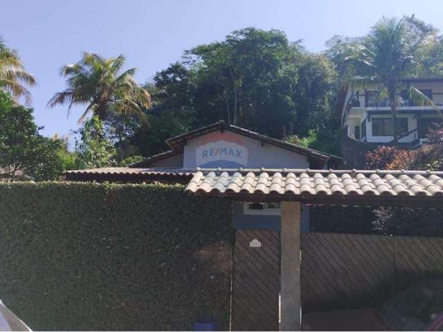 Linda casa bucólica em reserva Itaipu