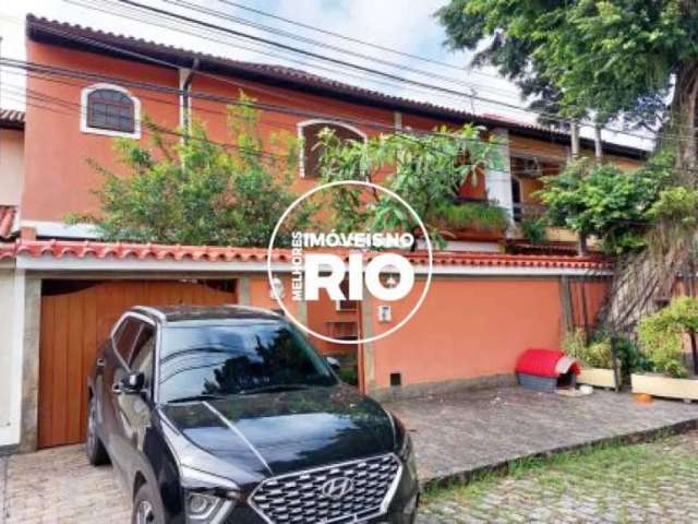 Casa em condomínio fechado com 3 quartos à venda na Estrada Caribu, --, Freguesia (Jacarepaguá), Rio de Janeiro, 200 m2 por R$ 900.000