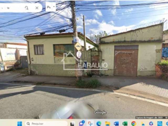 Oportunidade única na Vila Hortência, localização privilegiada. Bairro nobre!