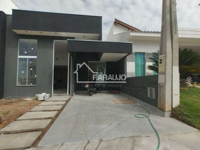 Casa térrea com espaço e segurança para a sua família no condomínio Terras de São Francisco, Sorocaba-SP