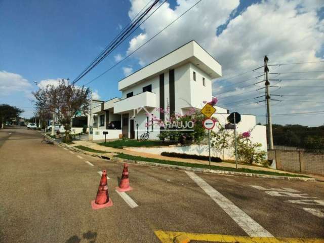 Imperdível! Casa em Condomínio em Sorocaba-SP, Golden Park Sigma com 306,80m² área construída. Agende sua visita agora!