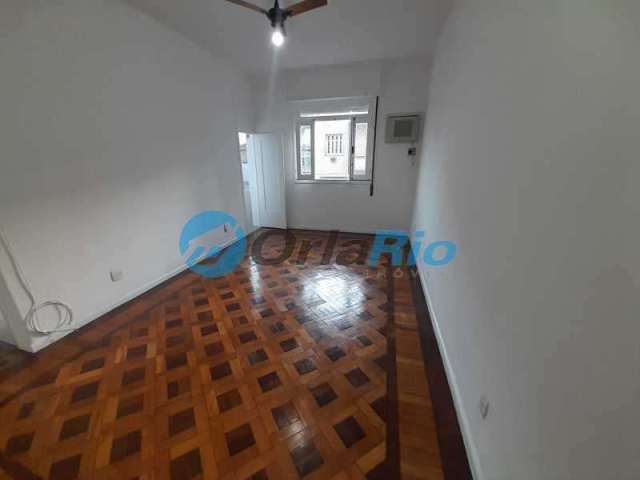 Apartamento com 3 quartos à venda na Rua Marquês de Olinda, Botafogo, Rio de Janeiro, 75 m2 por R$ 750.000