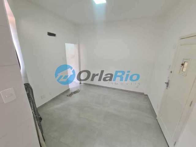 Kitnet / Stúdio à venda na Rua Buarque de Macedo, Flamengo, Rio de Janeiro, 20 m2 por R$ 390.000