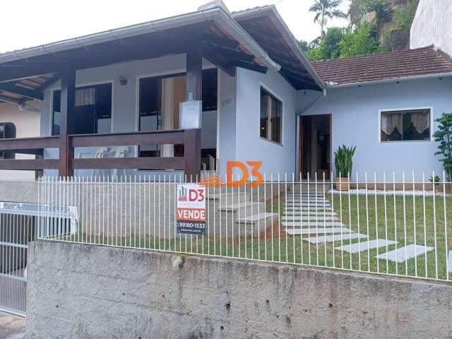 Casa com 3 quartos à venda no Garcia, Blumenau , 140 m2 por R$ 649.990