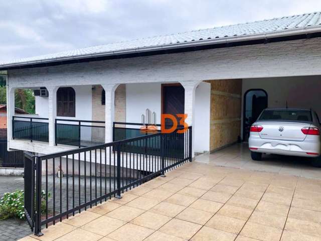 Casa com 3 quartos à venda no Tribess, Blumenau  por R$ 699.990