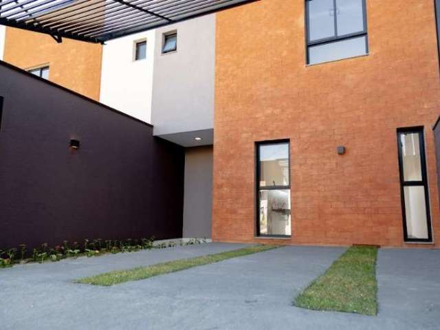 Imperdível: Casa à venda em Indaiatuba-SP, bairro Jardim Residencial Nova Veneza, 2 quartos, 2 suítes, 2 salas, 3 banheiros, 2 vagas, 80m².