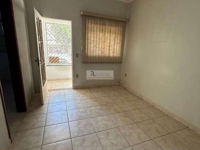 Imperdível oportunidade: Casa à venda na Vila Areal, Indaiatuba-SP, com 3 quartos, 1 suíte, 1 sala, 3 banheiros, 2 vagas de garagem e 183m².