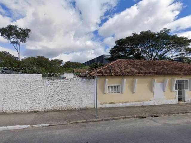 Prédio Comercial para Locação em Taubaté, Vila Edmundo, 6 dormitórios, 3 banheiros, 5 vagas