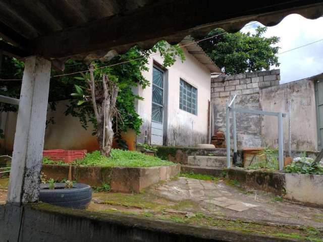 Casa para Venda em Taubaté, Alto São Pedro, 3 dormitórios, 2 banheiros, 2 vagas