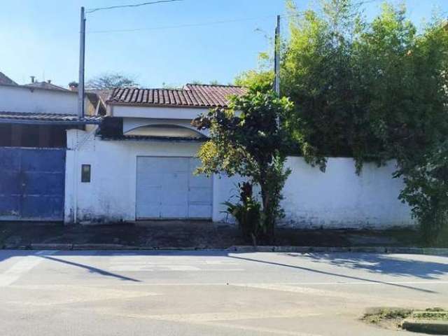 Casa para Venda em Taubaté, Campos Elíseos, 4 dormitórios, 3 banheiros, 4 vagas