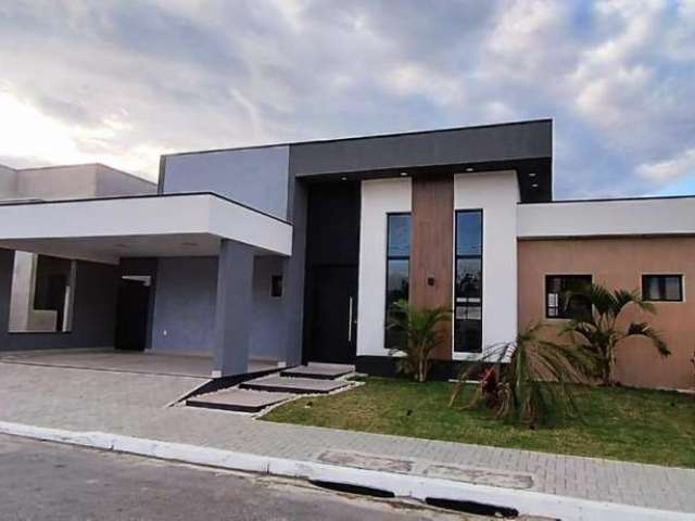 Casa para Venda em Tremembé, Loteamento Residencial Parque das Araucárias, 3 dormitórios, 1 suíte, 2 banheiros, 2 vagas