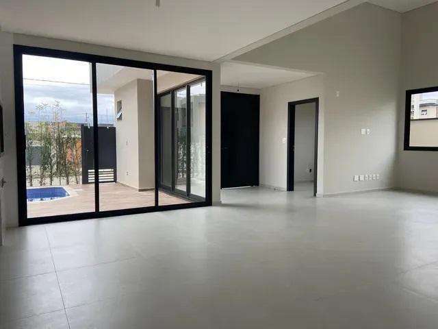 Casa para Venda em Taubaté, Residencial Ouroville, 3 dormitórios, 3 suítes, 4 banheiros, 4 vagas