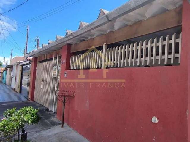 Casa para Venda em Taubaté, Jardim Mourisco, 5 dormitórios, 1 suíte, 3 banheiros, 3 vagas