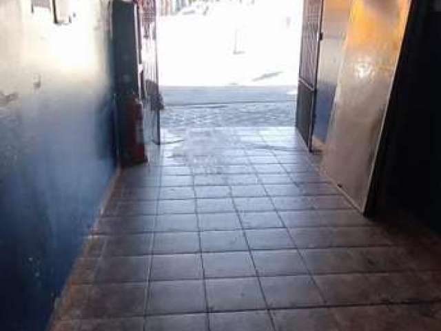 Prédio Comercial para Locação em Taubaté, Centro, 2 banheiros, 1 vaga