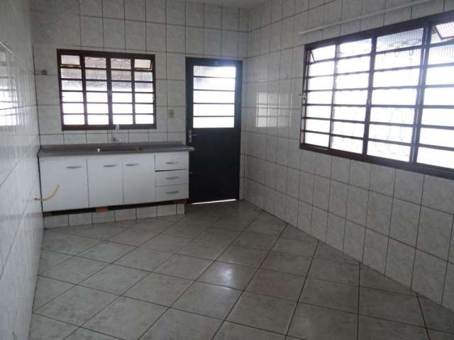 Casa para Venda em Taubaté, Parque Paduan, 2 dormitórios, 1 banheiro, 1 vaga