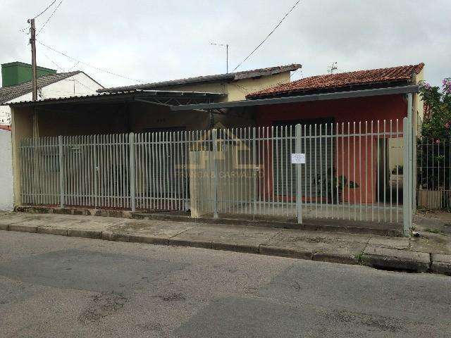 Casa para Venda em Taubaté, Jardim Canuto Borges, 3 dormitórios, 2 banheiros, 2 vagas