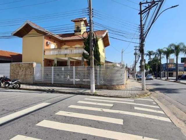 Casa para Locação em Taubaté, Jardim Maria Augusta, 3 dormitórios, 2 suítes, 3 banheiros, 4 vagas