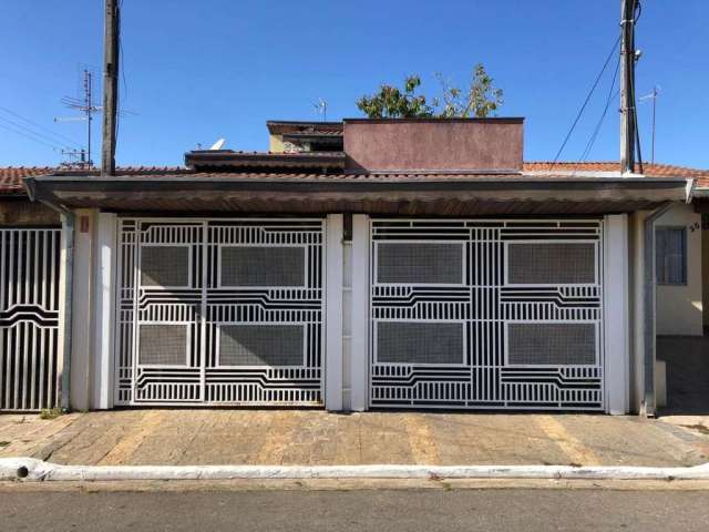 Casa para Venda em Taubaté, Quiririm, 3 dormitórios, 1 suíte, 3 banheiros, 2 vagas