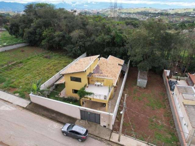 Casa com 3 quartos à venda no Barreiro, Taubaté , 197 m2 por R$ 770.000