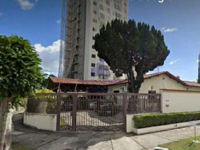 Casa com 5 quartos à venda no Jardim das Nações, Taubaté , 821 m2 por R$ 1.440.000