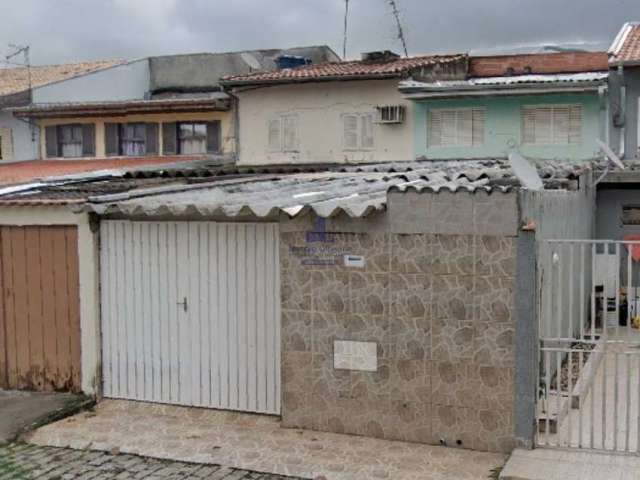 Casa com 2 quartos à venda no Cecap, Taubaté  por R$ 190.000