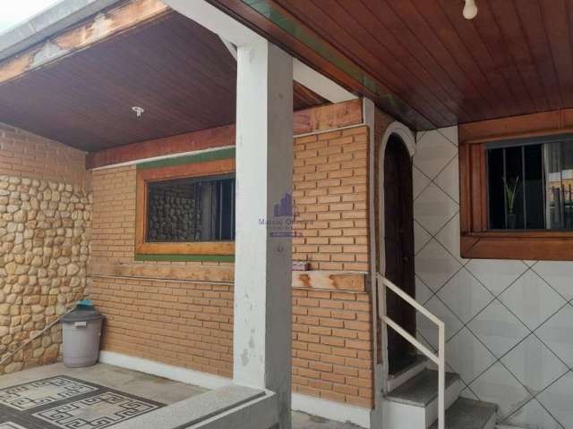 Casa com 2 quartos à venda no Bosque Flamboyant, Taubaté  por R$ 400.000