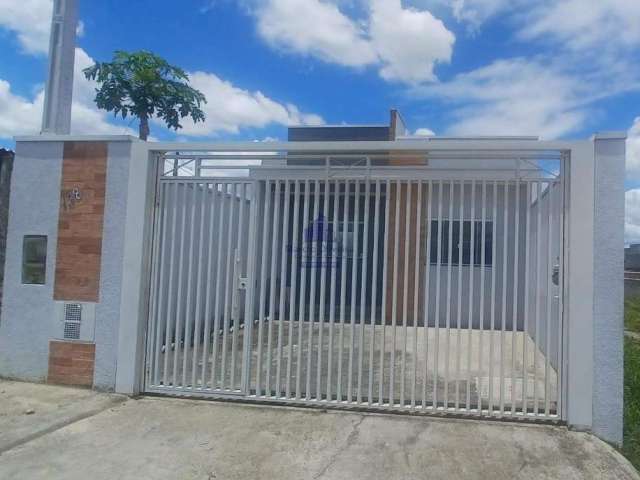 Casa à venda ou locação em Taubaté-SP, bairro Quintas da Santa Cruz: 3 quartos, 1 suíte, 1 sala conjugada com a cozinha, 2 vagas, 79m².