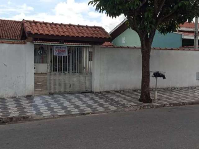 Casa com 3 quartos à venda no Parque Ipanema, Taubaté , 276 m2 por R$ 320.000