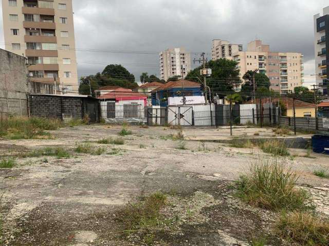 Terreno para locação, com excelente localização, possuindo 800m² na região da Vila Galvão, Guarulho