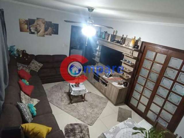 Excelente Sobrado à venda, com 119 metros, 3 dormitórios, 1 suite, 3 vagas - Jardim Vila Galvão, Gu