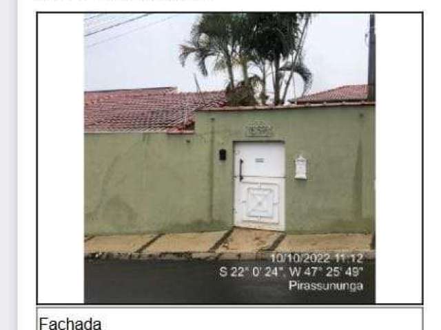 Casa à venda 3 Quartos, 2 Vagas, 10M², CENTRO, PIRASSUNUNGA - SP