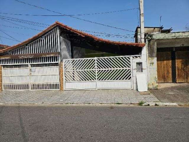 Casa à venda 2 Quartos, 1 Vaga, 10M², TUPI, PRAIA GRANDE - SP