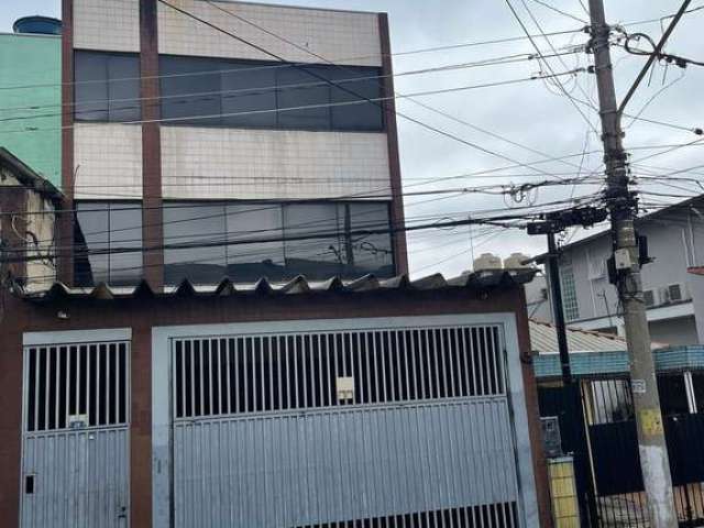 Prédio Comercial com Infraestrutura Completa para Locação  Excelente localização proximo à Rodovias