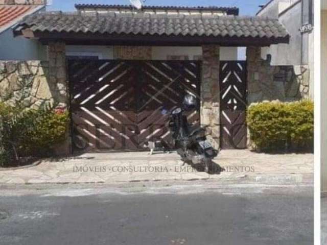 Casa à venda em Vinhedo-SP: 2 quartos, 1 suíte, 2 salas, 2 banheiros, 2 vagas de garagem - Imperdível no Jardim Mirian!