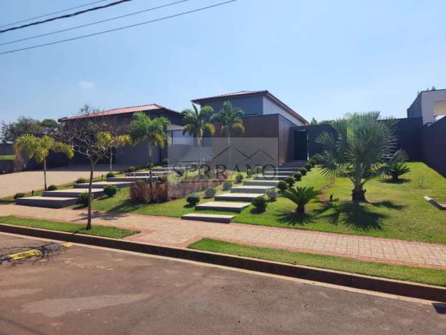 Casa de luxo em condomínio: venda ou locação em Residencial Florisa, Limeira-SP - 3 quartos, 3 suítes, 3 salas, 5 banheiros, 6 vagas, 401m².