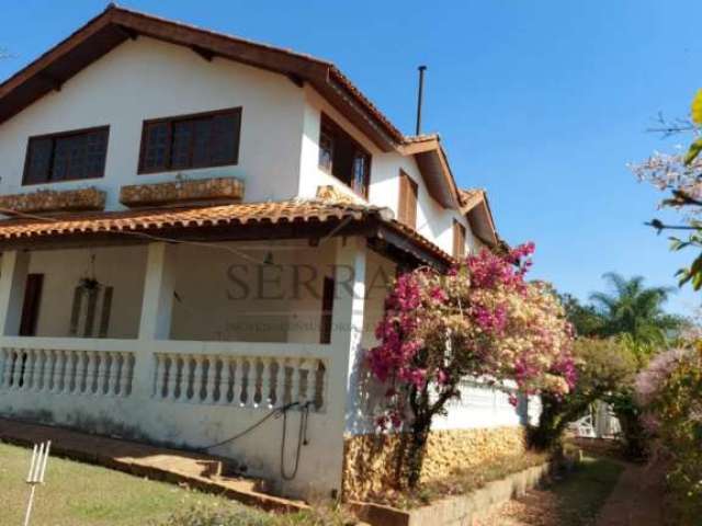 Casa  em condomínio na Caixa D´água, Vinhedo-SP: 4 quartos, 2 suítes, 3 salas, 4 banheiros, 6 vagas, 300m². Venda.